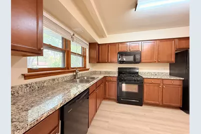 1428 E Lyn Court, Homewood, IL 60430 - Photo 10