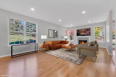 201 Westminster Drive, Bloomingdale, IL 60108 - Photo 4