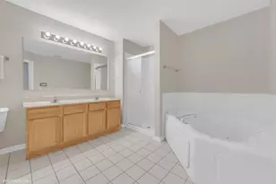 201 Westminster Dr, Bloomingdale, IL 60108 - Photo 26