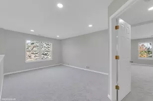 201 Westminster Dr, Bloomingdale, IL 60108 - Photo 18