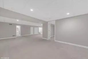 201 Westminster Dr, Bloomingdale, IL 60108 - Photo 30