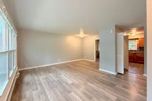 930 Coach Rd, Homewood, IL 60430 - Photo 2