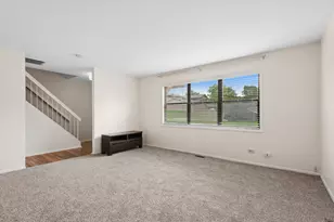 5775 Madrid Ct, Hanover Park, IL 60133 - Photo 10