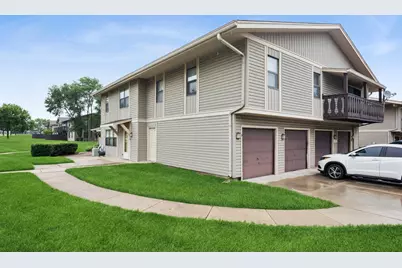 5775 Madrid Court #B, Hanover Park, IL 60133 - Photo 16