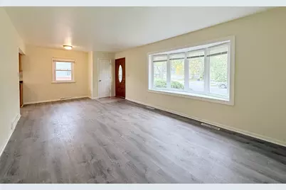 17511 Maple Avenue, Lansing, IL 60438 - Photo 4