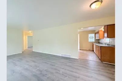 17511 Maple Avenue, Lansing, IL 60438 - Photo 2