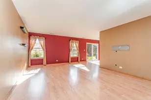 16043 Tiger Dr, Lockport, IL 60441 - Photo 8