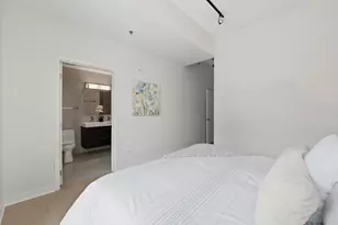 [Address not provided], Chicago, IL 60607 - Photo 16