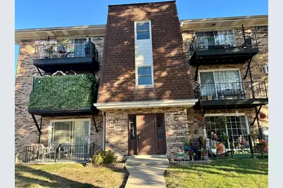 7008 Oconnell Drive #201, Chicago Ridge, IL 60415 - Photo 2