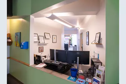 2014 W Belle Plaine Avenue, Chicago, IL 60618 - Photo 4