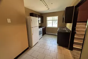 701 Spruce Ct, Vernon Hills, IL 60061 - Photo 6