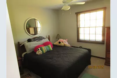 1099 W Jefferson Avenue, Naperville, IL 60540 - Photo 16