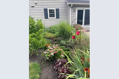 1099 W Jefferson Avenue, Naperville, IL 60540 - Photo 6