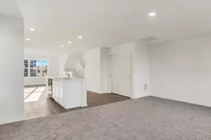 6520 Linden Trl, Wonder Lake, IL 60097 - Photo 8