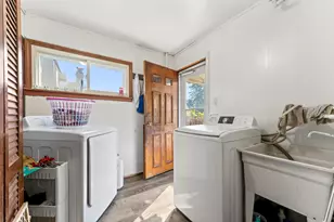 253 E Grand Ave, Melrose Park, IL 60164 - Photo 12