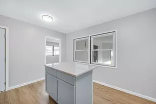 2123 Fairland Dr, Sycamore, IL 60178 - Photo 8