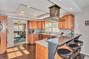 918 S Fairfield Ave, Lombard, IL 60148 - Photo 6