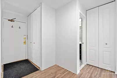 [Address not provided], Arlington Heights, IL 60005 - Photo 8