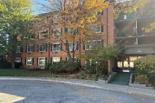 [Address not provided], Arlington Heights, IL 60005 - Photo 2