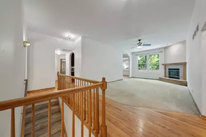 604 Bethany Drive, Shorewood, IL 60404 - Photo 2