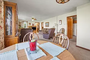 9898 E 1200 N Rd, Chenoa, IL 61726 - Photo 16