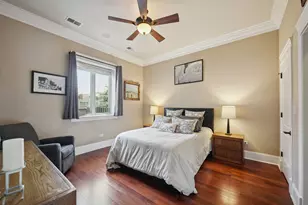 2401 N Janssen Ave, Chicago, IL 60614 - Photo 8