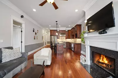 2401 N Janssen Avenue #204, Chicago, IL 60614 - Photo 4