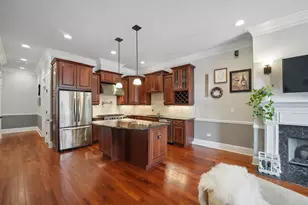 2401 N Janssen Ave, Chicago, IL 60614 - Photo 6