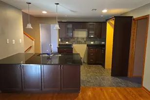 947 E 169th St, South Holland, IL 60473 - Photo 8