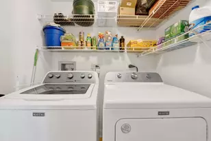 130 N Garland Ct, Chicago, IL 60602 - Photo 46