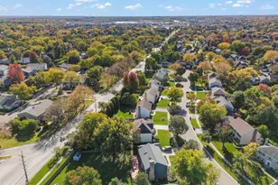 73 Venetian Way Cir, Wheaton, IL 60189 - Photo 42