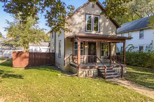 417 E Timber St, Pontiac, IL 61764 - Photo 1