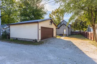 417 E Timber Street, Pontiac, IL 61764 - Photo 40