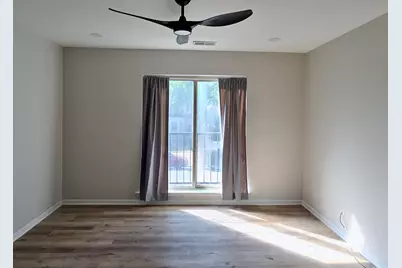 6439 S Saint Lawrence Avenue #2, Chicago, IL 60637 - Photo 4