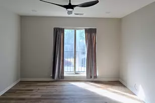 6439 S St Lawrence Ave, Chicago, IL 60637 - Photo 4