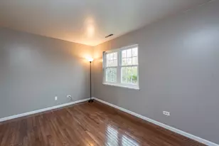 2009 Countryside Ln, Round Lake Beach, IL 60073 - Photo 20