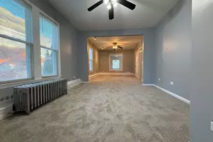 1723 Emerson St, Evanston, IL 60201 - Photo 2