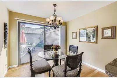 668 Shoreline Road, Lake Barrington, IL 60010 - Photo 14