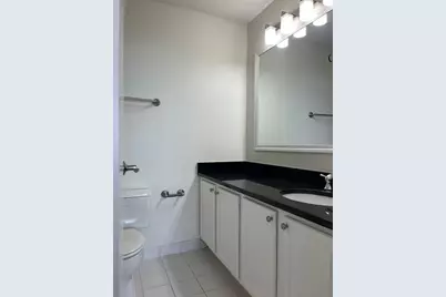 10 E Ontario Street #5104, Chicago, IL 60611 - Photo 12