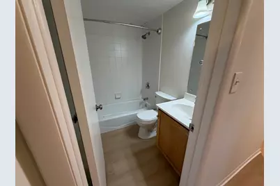 84 W Belvidere Road #203, Grayslake, IL 60030 - Photo 14