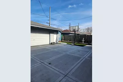 11723 S Avenue J, Chicago, IL 60617 - Photo 32