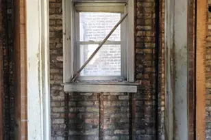 7524 S Colfax Ave, Chicago, IL 60649 - Photo 8