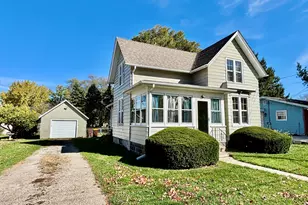 231 Bennett St, Belvidere, IL 61008 - Photo 2