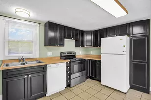 107 W Byron St, Sidney, IL 61877 - Photo 12