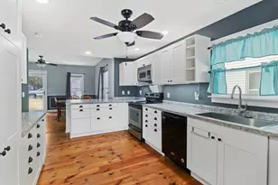 205 E Kyle St, Ogden, IL 61859 - Photo 8