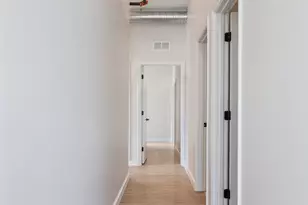 805 N Milwaukee Ave, Chicago, IL 60642 - Photo 12