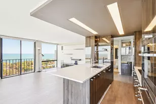 345 W Fullerton Pkwy, Chicago, IL 60614 - Photo 8