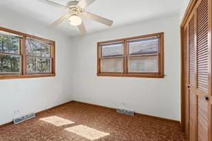 1473 Edgewood Rd, Lake Forest, IL 60045 - Photo 22