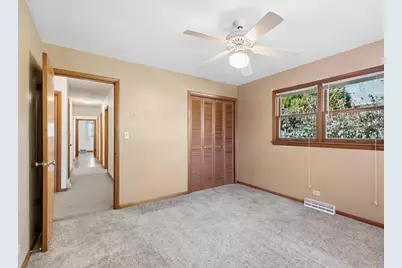 1473 Edgewood Road, Lake Forest, IL 60045 - Photo 20
