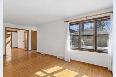 1473 Edgewood Road, Lake Forest, IL 60045 - Photo 6